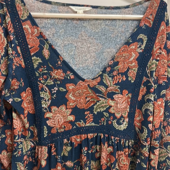 Super cute Hosiery Dress with Lace & long sleeves in Size L! Warm & very soft ! - Picture 3 of 8